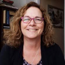 Mary Steeves's Instagram, Twitter & Facebook