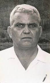 Walter Dewey Mosch.. postcard to his father CR Mosch, dated 9/27/1915.