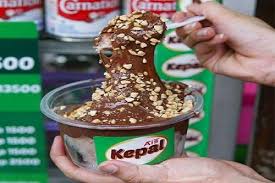 Katanya lagi, milo ais kepal ini mampu menambahkan sumber pendapatan mereka biarpun kadar peningkatannya adalah sedikit dari juadah yang biasa diniagakan. Kisah Tragis Pria Kecanduan Minum Ais Kepal Milo