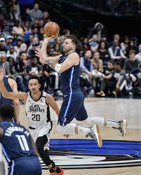 Pin By Helay On Basketball In 2020 Dallas Mavericks Basketball Nba Pictures Mavericks Basketball