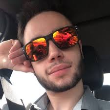 Sam Thrasher (@ThrasherSam)