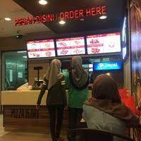 Order pizza online that is both delicious and value for money. Pizza Hut Delivery Phd Saujana Utama Sungai Buloh Selangor