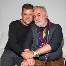 Find the perfect udo walz stock photos and editorial news pictures from getty images. Udo Walz 76 Ist Tot So Ruhrend Nimmt Verona Pooth Abschied Gala De