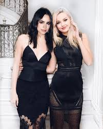 These girls love each other as the best friends they are, but they have physical chemistry that can lead them to experience things they would have never imagine. Dove Cameron Sofia Carson Sofia Carson Dove Cameron Style Sophia Carson