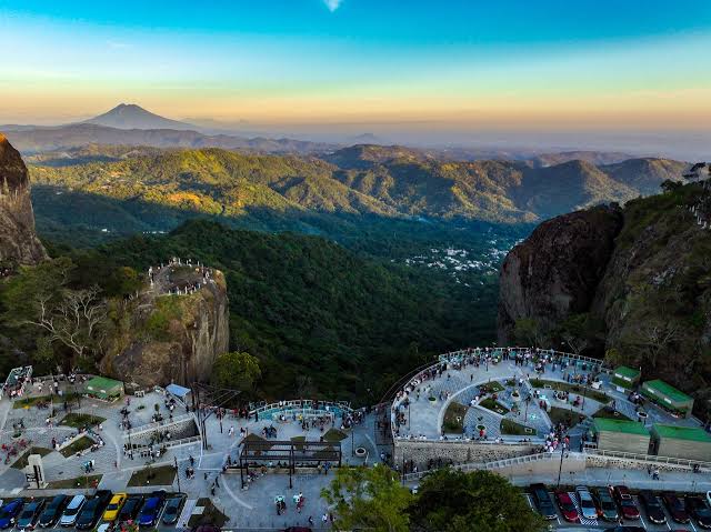 La Puerta del Diablo, BINAES y Centro Histórico