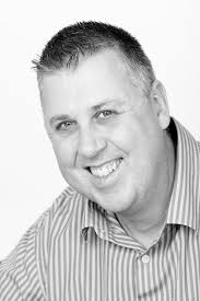 Jonathan Crouch is fundraising for Hospice in the Weald