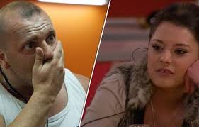 Auuu! Zásah do slabin: Sabina se vrhla na Thomasovu mužskou chloubu!