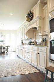 View interior and exterior paint colors and color palettes. Sherwin Williams Divine White Color Palette Novocom Top
