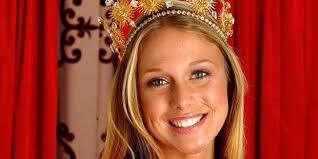 Falls miss belgium winner 2020/ bra on stage miss belgique 2020. Miss Belgique C Est Une Annee De Relations Publiques Dh Les Sports