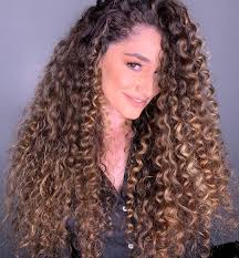 Luzes caramelo: 40 fotos e tutoriais para pintar o seu cabelo