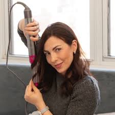 The dyson barrels harness an aerodynamic phenomenon called the coanda effect, to attract hair and wrap hair. Dyson Airwrap Vs Revlon One Step Hair Dryer Volumizer My Favorite Hair Products And Tips On Curling And Beach Waves The Very Best Baby Stuff