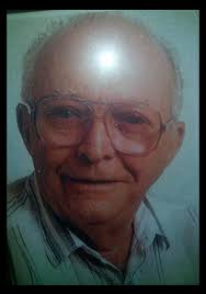 Dr. ROBERTO VERA EL CUBANO MÁS MOROVEÑO MÁS DE 45 AÑOS VIVIÓ ENTRE NOSOTROS  Y FUE UN GRAN TITÁN QUE APORTÓ MUCHO A LOS TITANES DE MOROVIS. AUSENTE PERO  NUNCA OLVIDADO GRACIAS