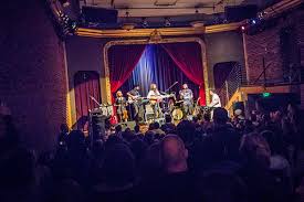 4 penn plz (btwn 7th & 8th ave), new york, ny. 9 Best Live Music Venues In Emerald City Ihg Travel Blog