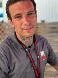 Gordon Knowlton's Instagram, Twitter & Facebook