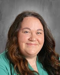 Kelly Lyman's Instagram, Twitter & Facebook