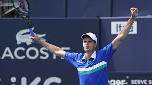 Hubert hurkacz takes on peter gojowczyk in round 1 of the us open 2020. Poland S Hurkacz Beats Italian Teen Sinner To Win Miami Open Cgtn
