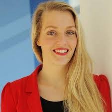 Jennifer Legrand's Instagram, Twitter & Facebook