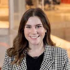 Alexia Lynch's Instagram, Twitter & Facebook