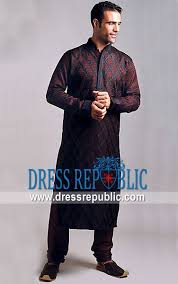 Men S Shalwar Kameez For Mehendi Mayoon Men Salwar Kameez For Mehndi Mayon Shalwar Kameez Mens Shalwar Kameez Mens Outfits