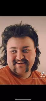 Keith Voyles's Instagram, Twitter & Facebook