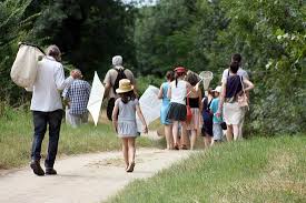 Context sentences for tout le long de l'année in english. Profitez D Animations Tout Au Long De L Annee C Pnr Loire Anjou Touraine Photo De Maison Du Parc Montsoreau Tripadvisor