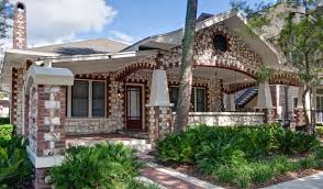 Single detached homes are the most common housing type, representing around 55% of dwellings in this municipality, but large apartment buildings and small apartment buildings are also present in the housing stock. 1128 House 7 Bedroom Gainesville Houses For Rent