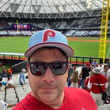 Skit skat and how bout that! This is for the trolls who infiltrated our  group to talk smack.