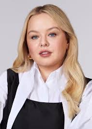 Alexandra Milligan's Instagram, Twitter & Facebook