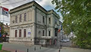 Inspectoratul de politie al judetului vrancea, face parte din inspectoratul general al politiei romane si este institutia specializata a statului care exercita atributii privind apararea drepturilor si libertatilor fundamentale ale persoanei, a proprietatii private si publice, prevenirea si descoperirea infractiunilor , respectarea ordinii si linistii publice in conditiile legii. Politia Sinaia Camion Rasturnat Predeal