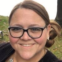 Julie Benefield's Instagram, Twitter & Facebook