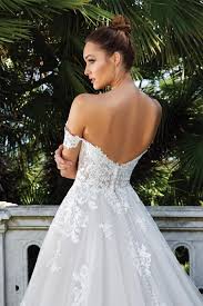 Maybe you would like to learn more about one of these? Brautkleid Im Prinzessschnitt Mit 3d Spitze Sweetheart Ausschnitt Offshoulder Tragern Tiefem Rucken Und Schleppe Von Justin Alexander Modell 88122 Heiraten Mit Braut De