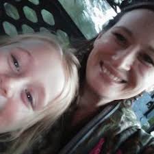 Leslie Bratton (lesliekbratton)