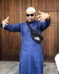 Kemelut rumahtangga pu abu sufyan dan isteri, ain afini akhirnya menemui titik nokhtah apabila keputusan itu dibuat oleh pihak mahkamah selepas pu abu bersumpah dan mengaku tidak berniat untuk menceraikan isterinya menerusi kiriman pesanan aplikasi whatsapp pada 13 mac yang lalu. Biodata Dan Latar Belakang Pendakwah Kontroversi Pu Abu Iluminasi