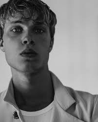 Exclusive work for the print edition of Vanity Teen @vtmag #15 Fall-Winter.  Model: @malthe.blenner Agency: @centralmodels Styling Artist: @ptrocades