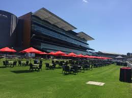 Randwick racetrack, just 5km from the sydney centre, is nsw racing headquarters. File Queen Elizabeth Ii Grandstand Royal Randwick Racecourse Jpg Wikipedia