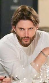 Nicole Cottam (nikkic222)