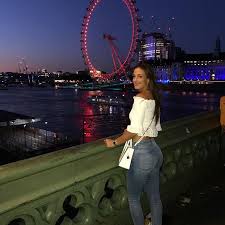 These are the 25 hottest female tennis players on the court today. Bernarda Pera Instagram Tennisturnier Non New York Sabalenka Und Mertens Lesen In Dem Doppel Achtelfinale