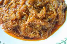 Hidangan ini boleh disediakan untuk makan malam atau tengah hari pada hujung minggu nanti. Sambal Tempoyak Ikan Bilis Azie Kitchen