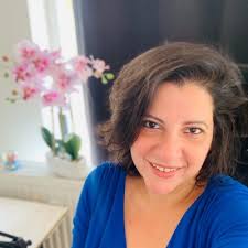 Empathy in Networking: Build Stronger Professional Bonds