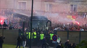 Burak yilmaz scored twice as lille came back from two goals down to beat lyon and go top of ligue 1. 7dzgu06syd E M
