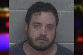 Wade Snow's Instagram, Twitter & Facebook