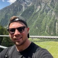 60+ Profile mit dem Suchbegriff „Dressel“