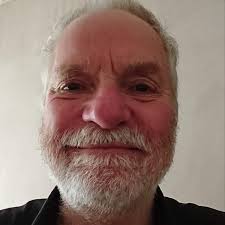 Chris Goldie's Instagram, Twitter & Facebook