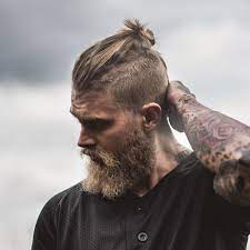 28 best hairstyles for older men 2021 by helen sroski august 11, 2021 no comments in this day and age, 50 is the new 30 and if you are young at heart, you can sport any hairstyle or haircut you want. 50 Best Medium Length Hairstyles For Men 2021 Guide