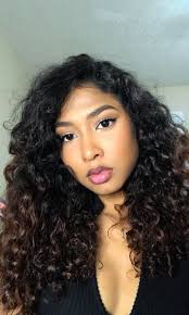 Ariana Bowman's Instagram, Twitter & Facebook