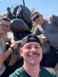 It's been quite the year. And I'm happy to have had it. Here's to 2026. 🥂