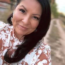 Corina Diaz (@corinamdiazrealtor) • Instagram photos and videos