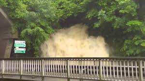 „es gab gott sei dank keine hotspots, sagte dietmar lehner, offizier. Hochwasser Steyr Wehrgraben 2 Juni 2013 Youtube