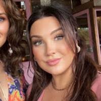 Clarissa Armstrong's Instagram, Twitter & Facebook