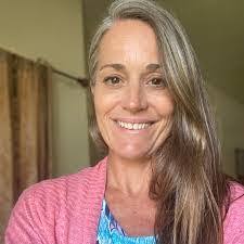 Ashley Mcguyer's Instagram, Twitter & Facebook